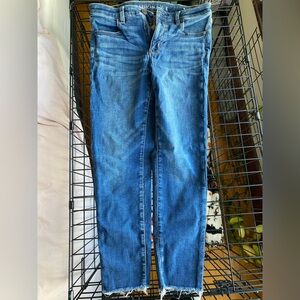 American Eagle raw hem skinny jean